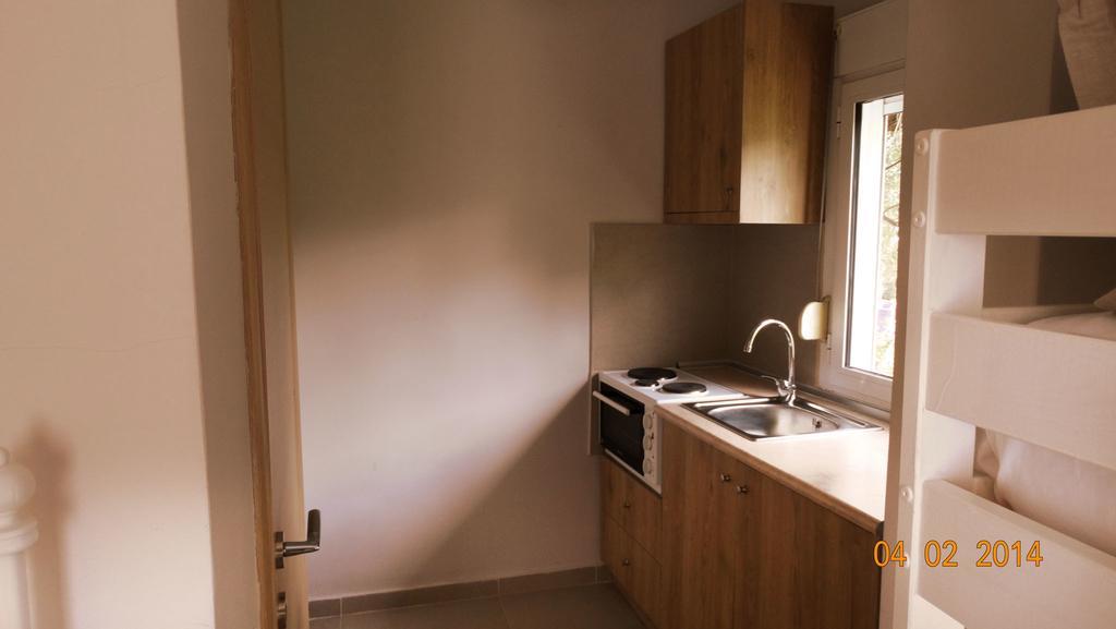 Smaragdi Studios Pefkari Zimmer foto