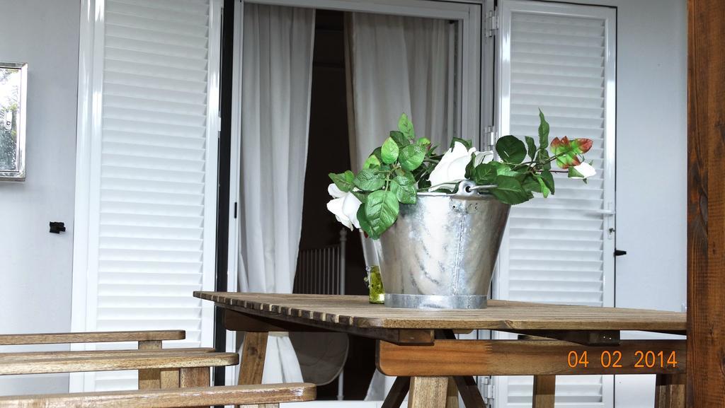 Smaragdi Studios Pefkari Zimmer foto