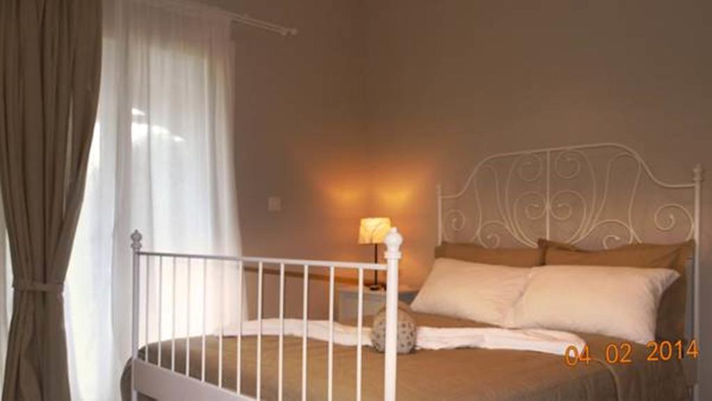Smaragdi Studios Pefkari Zimmer foto